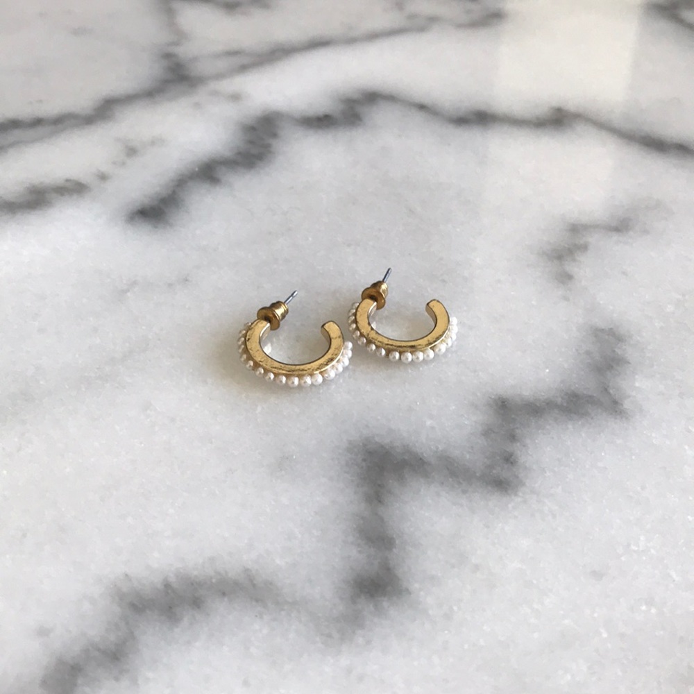 🌞3 for $40!🌞 Delicate earrings with small pearls